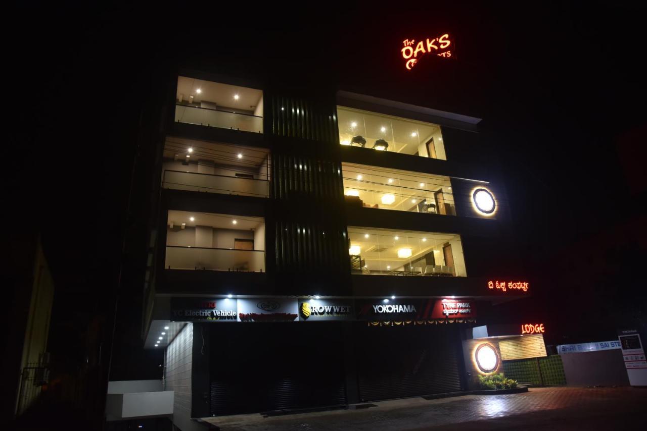 The Oaks Comforts Hubli Bagian luar foto